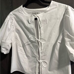 Abercrombie & Fitch White Tie-Front Blouse